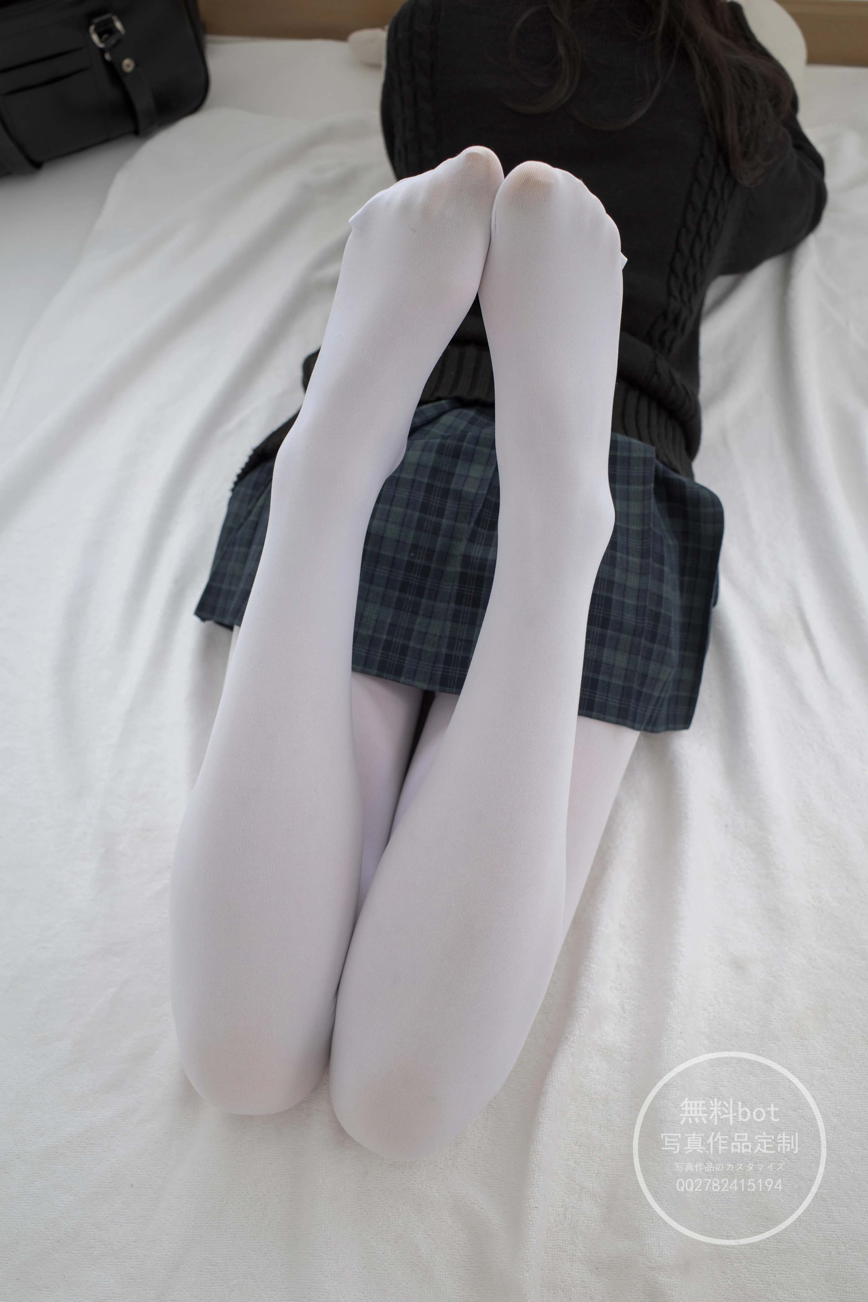 森萝财团 有料002  小香 室内JK白丝少女 [86P]插图5